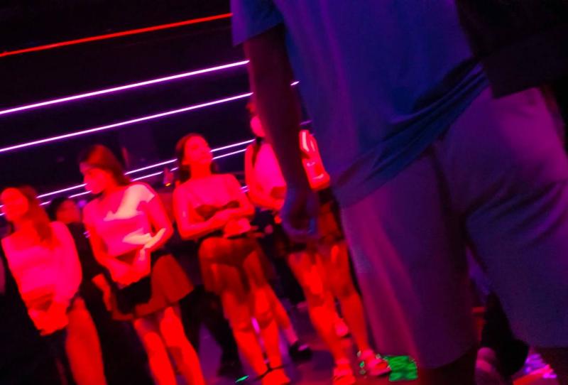 听说西舞一姐砂舞顶流微笑姐这二